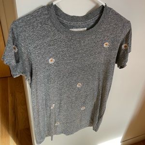 The Great Daisy Embroidered Tee